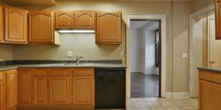 BEAUTIFUL RENOVATED HOME Gallery 5