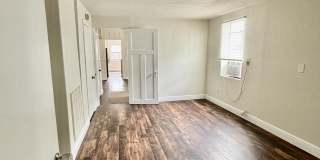 2423 Saint Ann Street Gallery 7