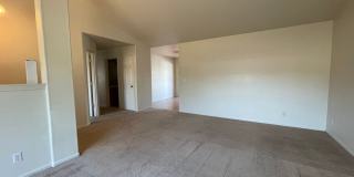 3 bedroom house with garage Gallery 7
