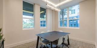 One Plantation Gallery 32
