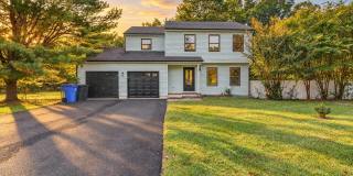 195 Edgemere Court Gallery 1