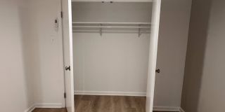 3106 Collard St Gallery 4