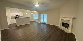 444 Country Club Drive Gallery 3