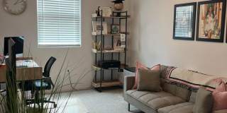 1822 E Chelsea Lane Gallery 17