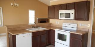 3 BR 2 BA in Midway Park Gallery 11
