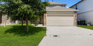 Spacious 4-Bedroom Home with First-Floor Primary & Upstairs Loft in Abbott Place Gallery 1