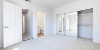 The Oaks Apartments Gallery 30