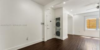 1751 James Ave Gallery 6
