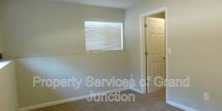 1318 Bunting Avenue Gallery 13