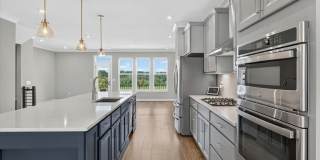 8933 Eager Road Gallery 9