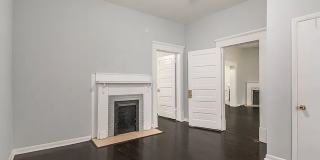Spacious 3bd/2ba in Capitol View w/ Huge Fenced-In Backyard! Gallery 3