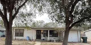 1603 Pena Street Gallery 1