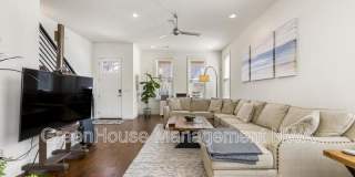 636 SW B ST Gallery 6