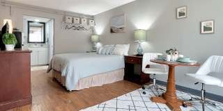 Flex Studio Apartments Gallery 1