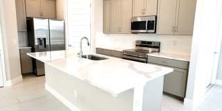 For Rent In Reunion Resort - 3 Bedroom 2.5 Bathroom Corner Lot Townhome Gallery 3