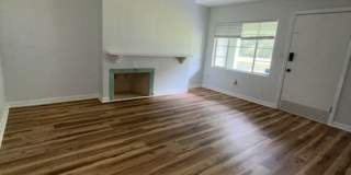 1016 Alba Drive 2/1, Half Duplex Gallery 3