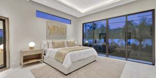 2757 Northeast 34th Street Gallery 12