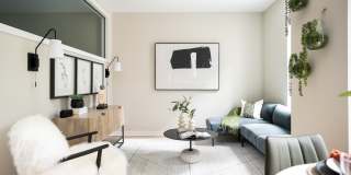 Elle Gallery 13