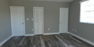 14212 Northeast 4th Avenue Gallery 21