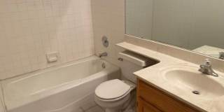 Waterfront 2BR 2B Condo Lower Level, gated with tennis,pool,spa,PRIVATE BEACH/DOCK Gallery 27