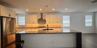 BEAUTIFUL HOME IN ALORAVITA NORTH IN PEORIA Gallery 14
