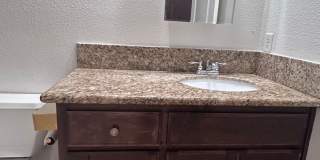 Now Available! 3 Bedroom Home in North West Visalia! Gallery 18