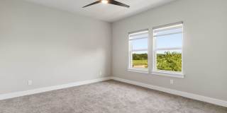 350 Pearland Drive Gallery 27