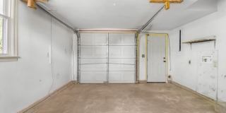 10 Lexington Drive Gallery 28