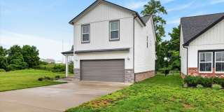 4 Bedroom Pet Friendly Home For Rent with Club House, Comm. Pool, & Comm Gym Access! Gallery 4