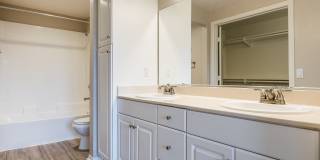 College Park Apartment Homes Gallery 47