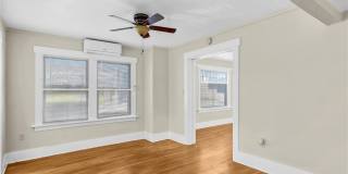 73 S Michigan Avenue Gallery 11