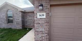 1639 Sweetwater Lane Gallery 13