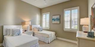 306 E Mallory Circle Gallery 30