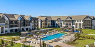 Portier at Midtown Gallery 48