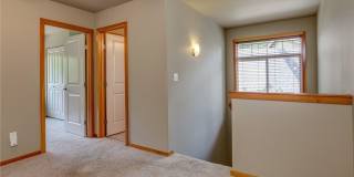 Park-Like Setting, 3+ Bedrooms, Great location - Kona Ct Gallery 15