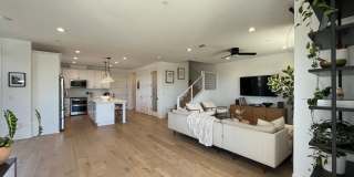 Bright Newly Built Condo w/lots of designer upgrades! Groups Welcome Bright Newly Built Condo w/lots of designer upgrades! Groups Welcome Gallery 4