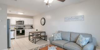 Centrally Located 1 Bed/1 Bath Coastal Condo Gallery 1