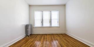 7249-53 S Blackstone Gallery 6