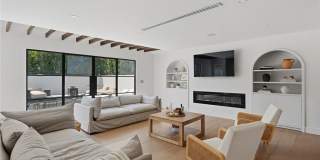 22960 Calvert Street Gallery 11