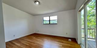 ADORABLE CONTEMPORARY 2 BEDROOM IN THE HEART OF WEST HILLS!!! Gallery 16