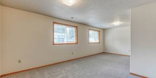 Quiet area near 162nd, Southern exposure, A/C, FP-4BR Gallery 10