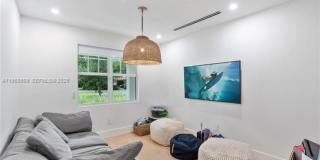 9301 SW 93rd Ave # 01 MIAMI, FL 33176 Gallery 37