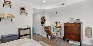 1650 POINT BREEZE Avenue Gallery 11