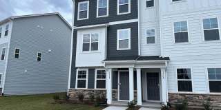 Charming 3BR Townhome in Wake Forest Gallery 1