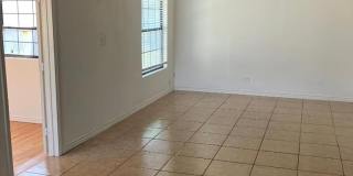 442 SHARON DR Gallery 3