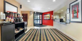 Richmond - Hilltop Mall Gallery 16