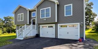 71 Donovan Drive Gallery 1