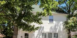5 Bedroom in an Amazing Location! Gallery 1