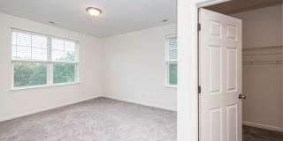 BEAUTIFUL 3BD 2.5 BTH Apartment home RAINTREE - Ballantyne Commons Pkwy Gallery 13