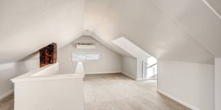 1246 Jackson Street Gallery 20